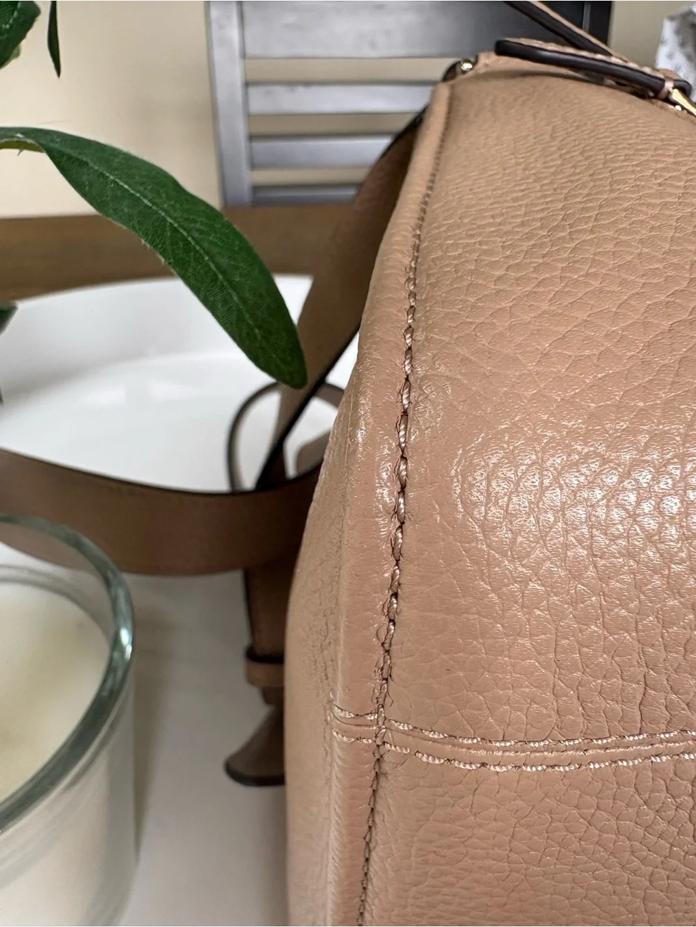 EUC Kate Spade Run Around Large Flap Crossbody Tan Pinmount Logo